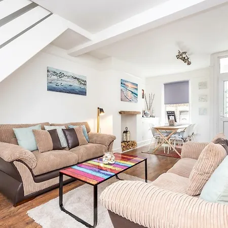 Сasa de vacaciones St Elsewhere - Comfy And Trendy, Sleeps Up To 6! York