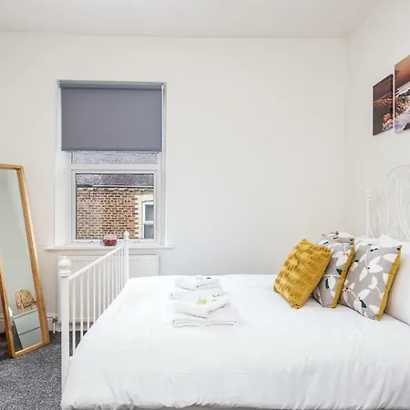 Сasa de vacaciones St Elsewhere - Comfy And Trendy, Sleeps Up To 6! York
