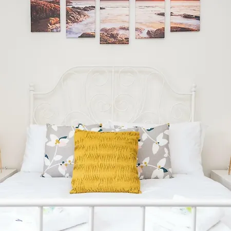 St Elsewhere - Comfy And Trendy, Sleeps Up To 6! * York